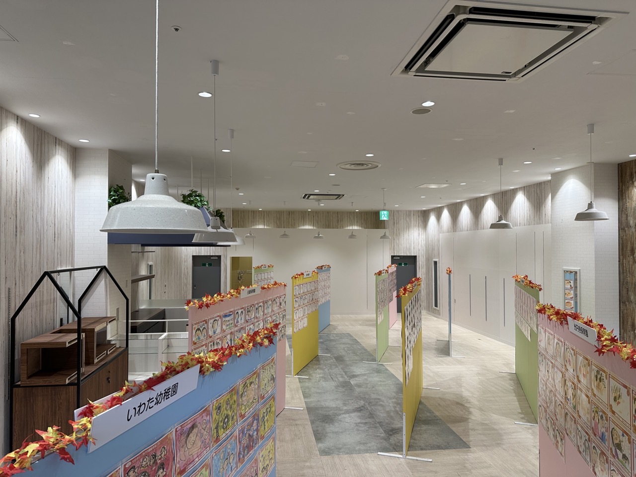 敬老の日似顔絵展